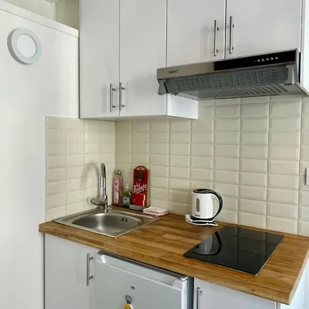 Studio Canal St Mart Louis Blanc Paris